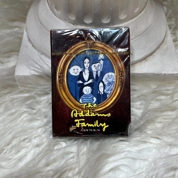 THE ADDAMS FAMILY A NEW MUSICAL CARD SET PLAYING DECK 54 CARDS WEDNESDAY ADDAMS - Picture 3 of 3